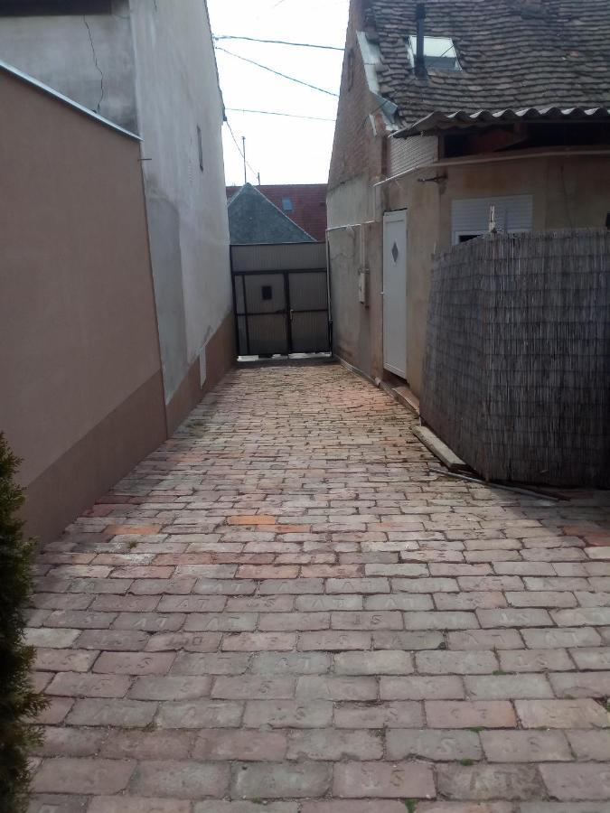 Start Apartmanok Peçuy Dış mekan fotoğraf